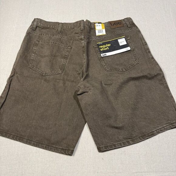 NWT Lee Denim Shorts Men's Size 42 Brown Regular Fit 10” Shorts - Picture 2 of 6